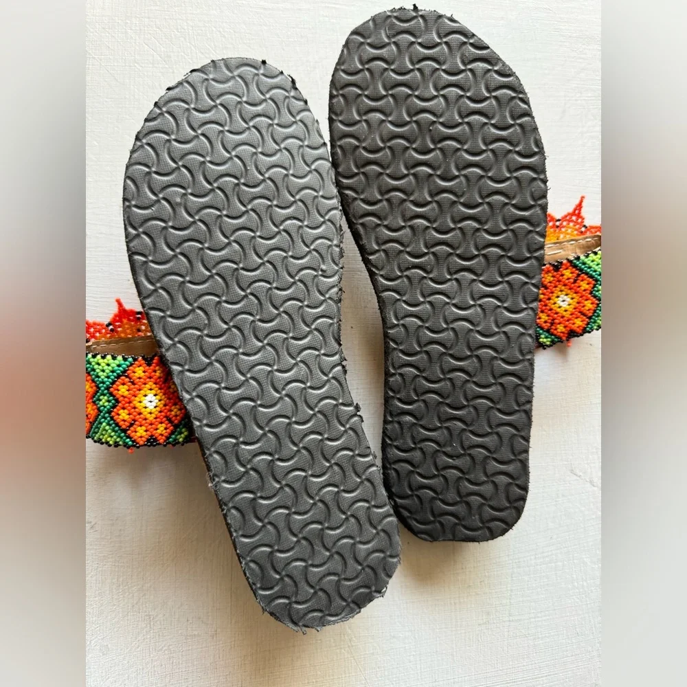 NEW Handmade Beaded leather Huichol sandals